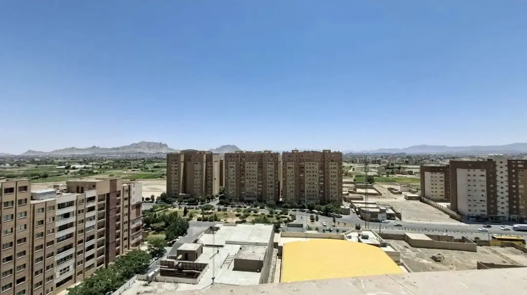آپارتمان میلاد ۵ اطشاران