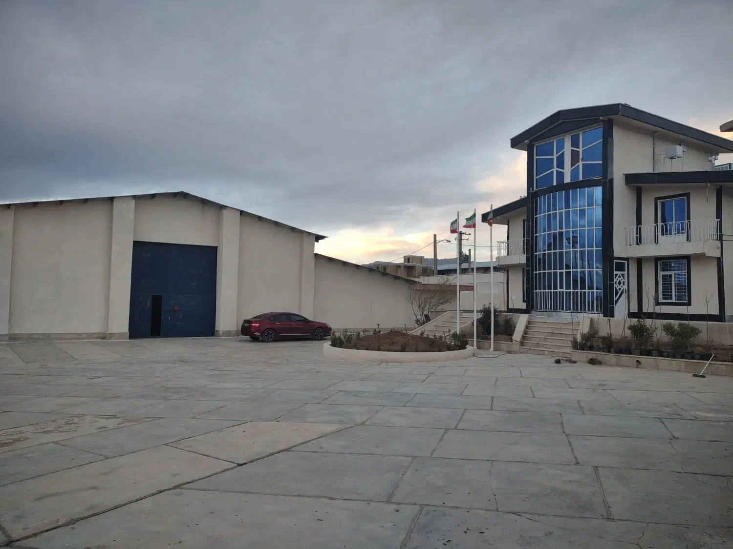 اجاره کارخانه