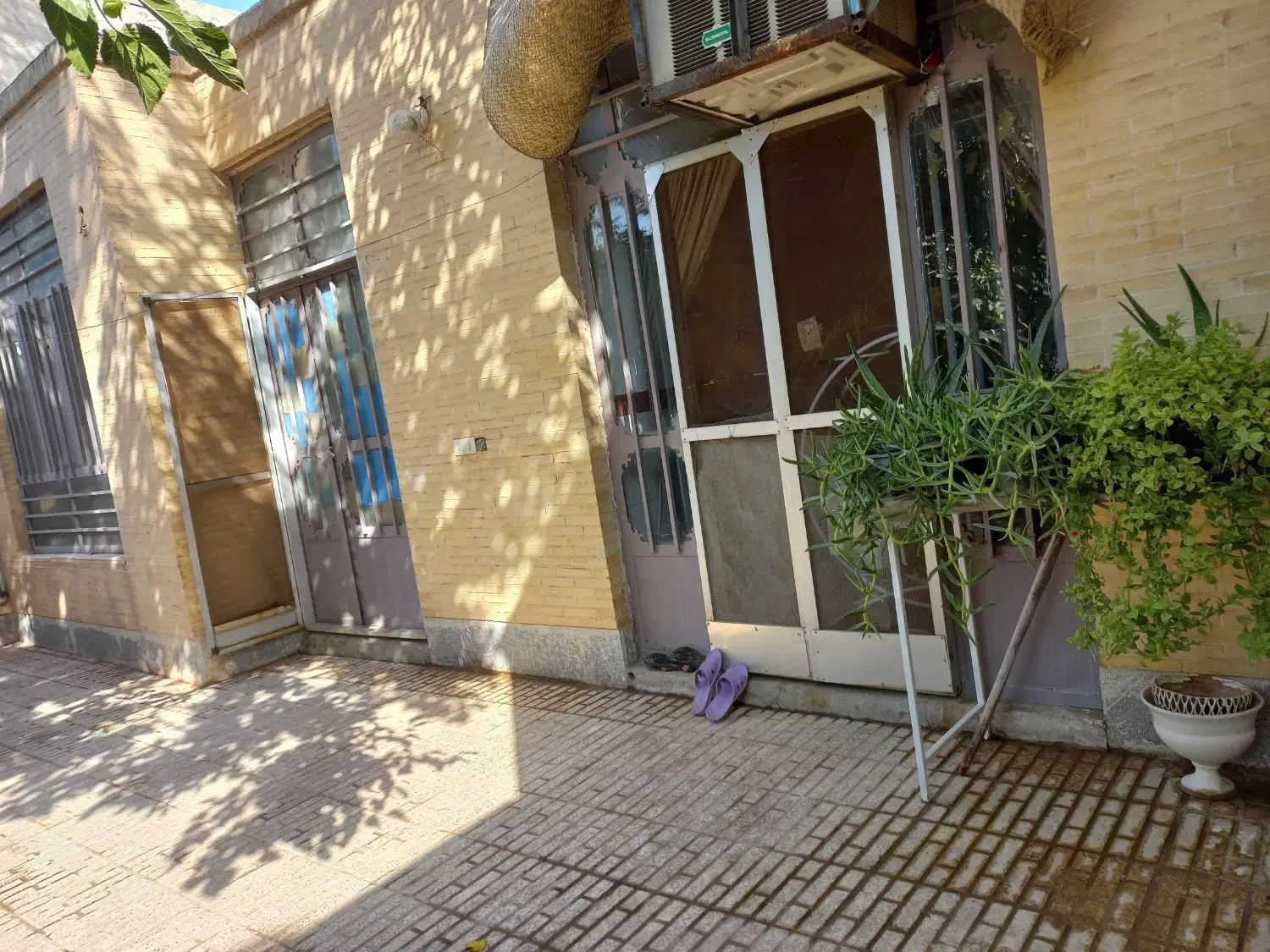 منزل ویلایی دستغیب