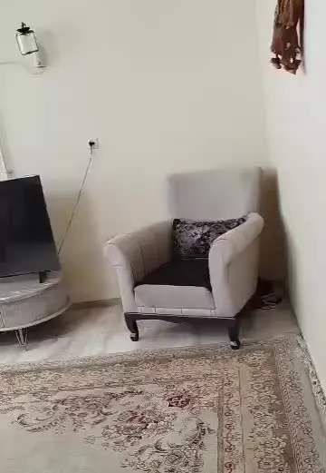 رهن و اجاره آپارتمان دوخوابه در شهرک گلستان