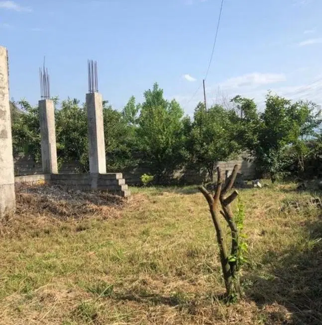 زمین مسکونی