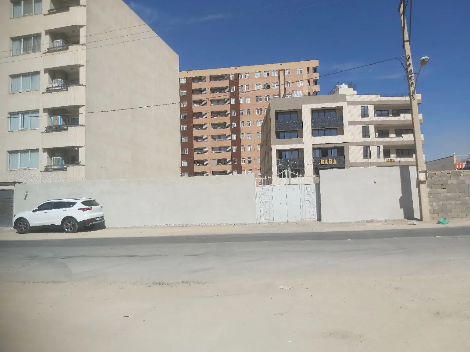 انبار،پارکینگ،گلخانه،زمین بازی،وغیره