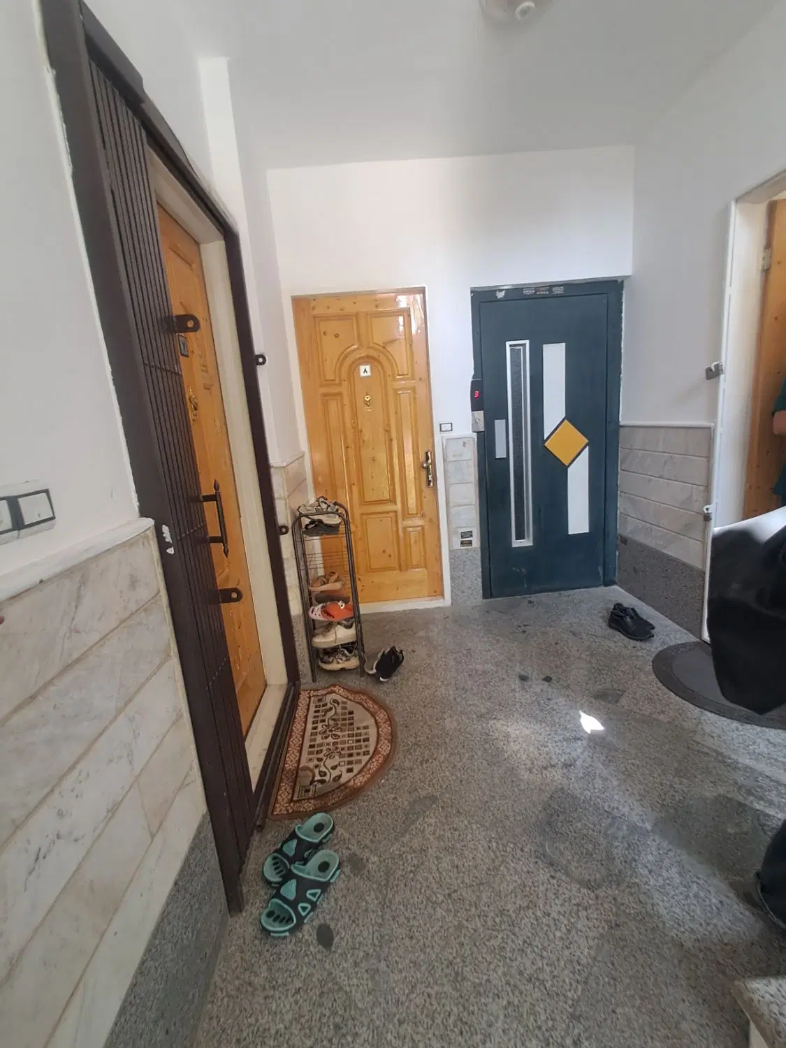 فروش واحد آپارتمان ۲۲ بهمن فول بازسازی شده