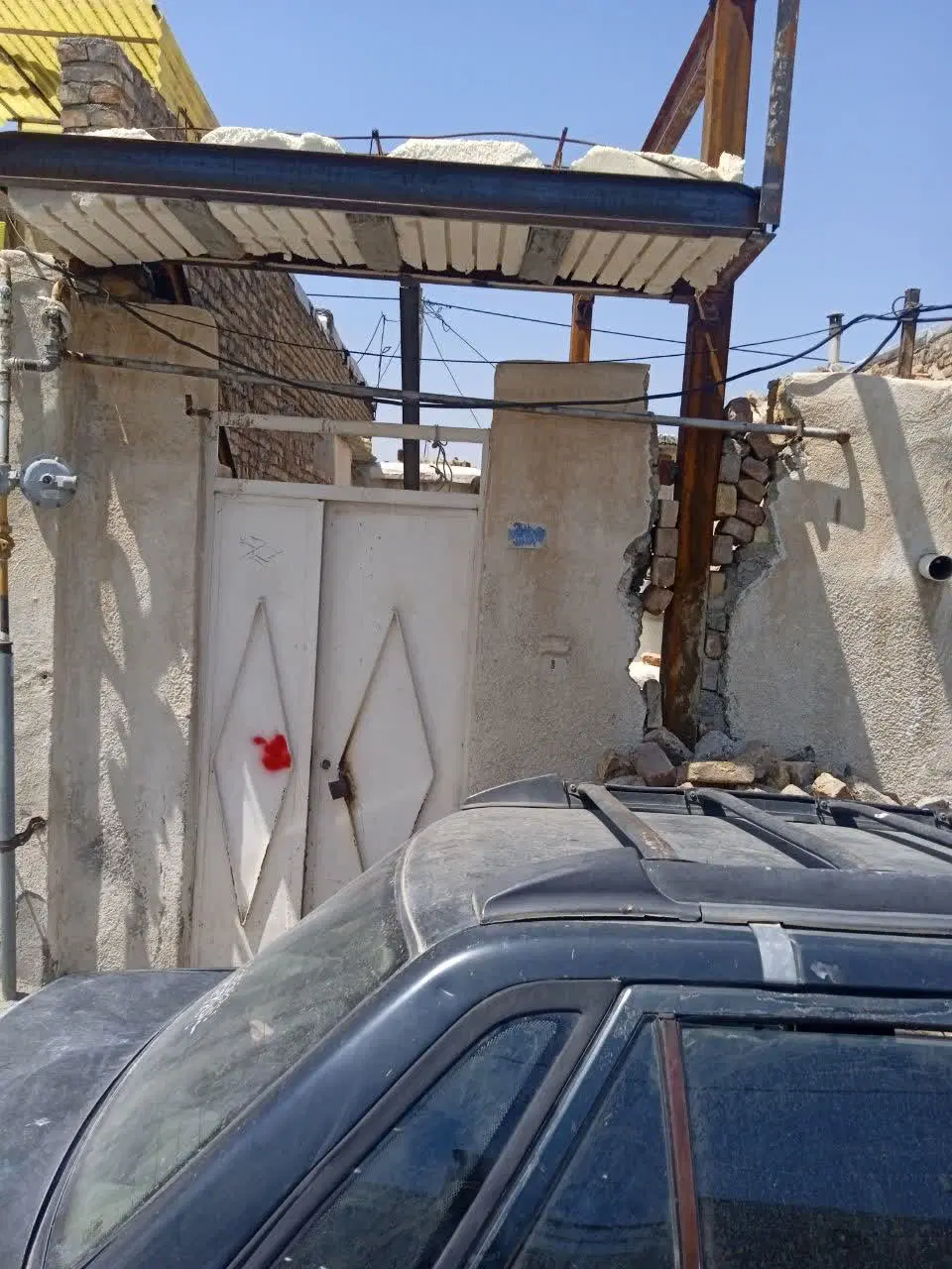 منزل کلنگی ۷۰ متر خیابان امیر احمدی