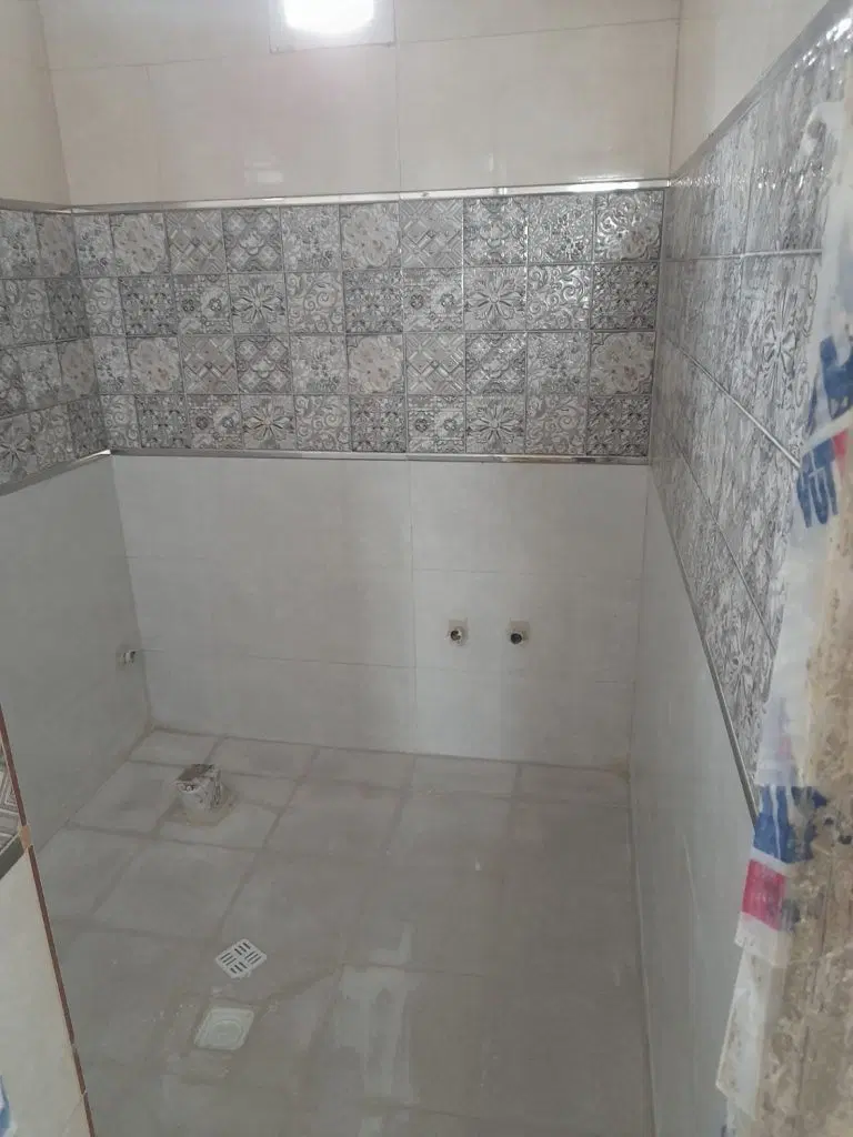 خانه مغازه کاشی کاری