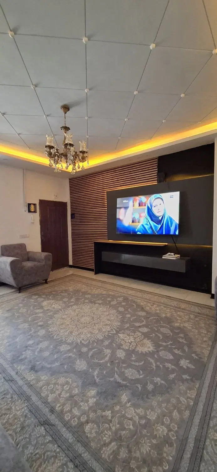 آپارتمان طبقه سوم طبرسی