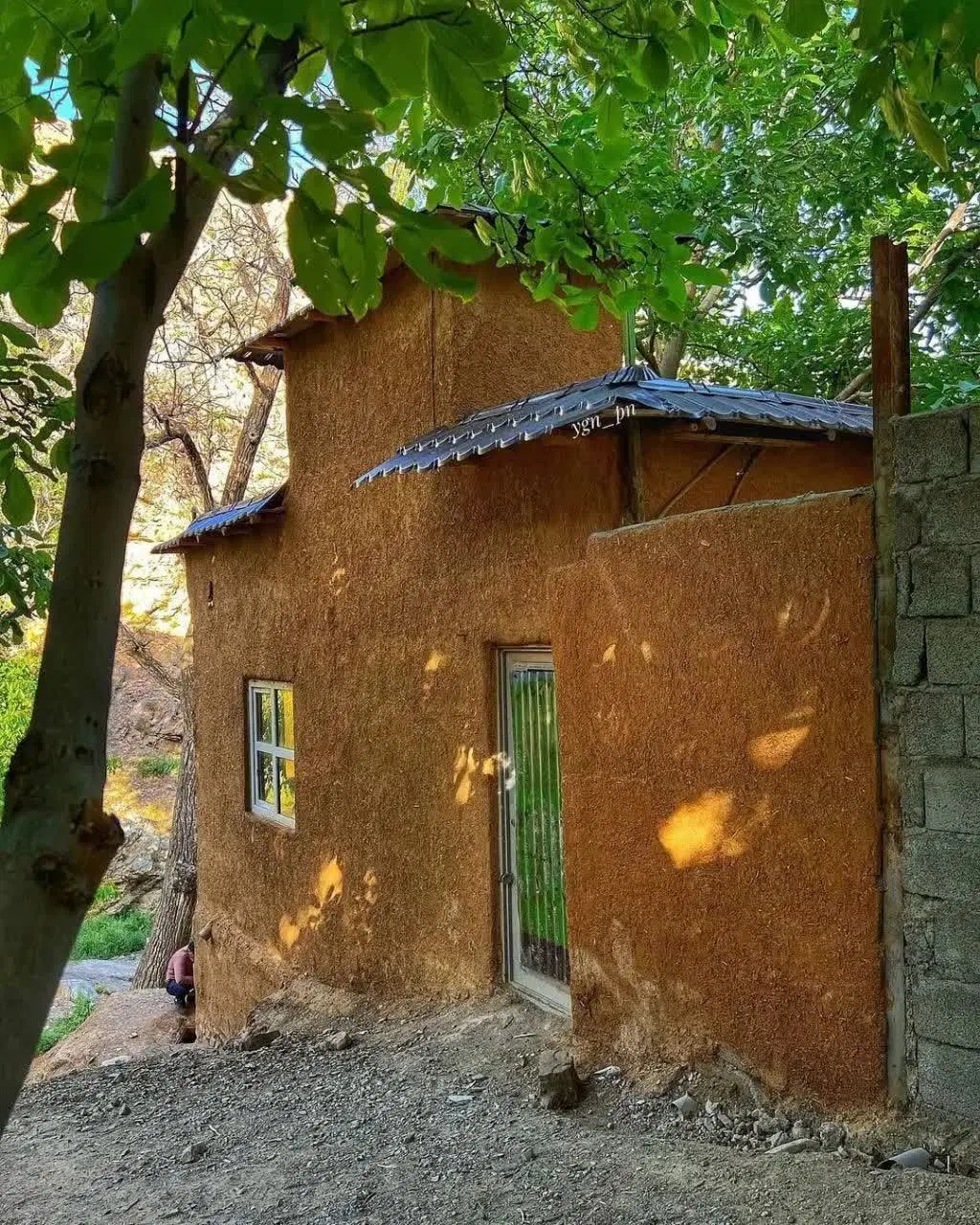منزل زیر زمین مجزا و سه خواب اجاره داده می شود