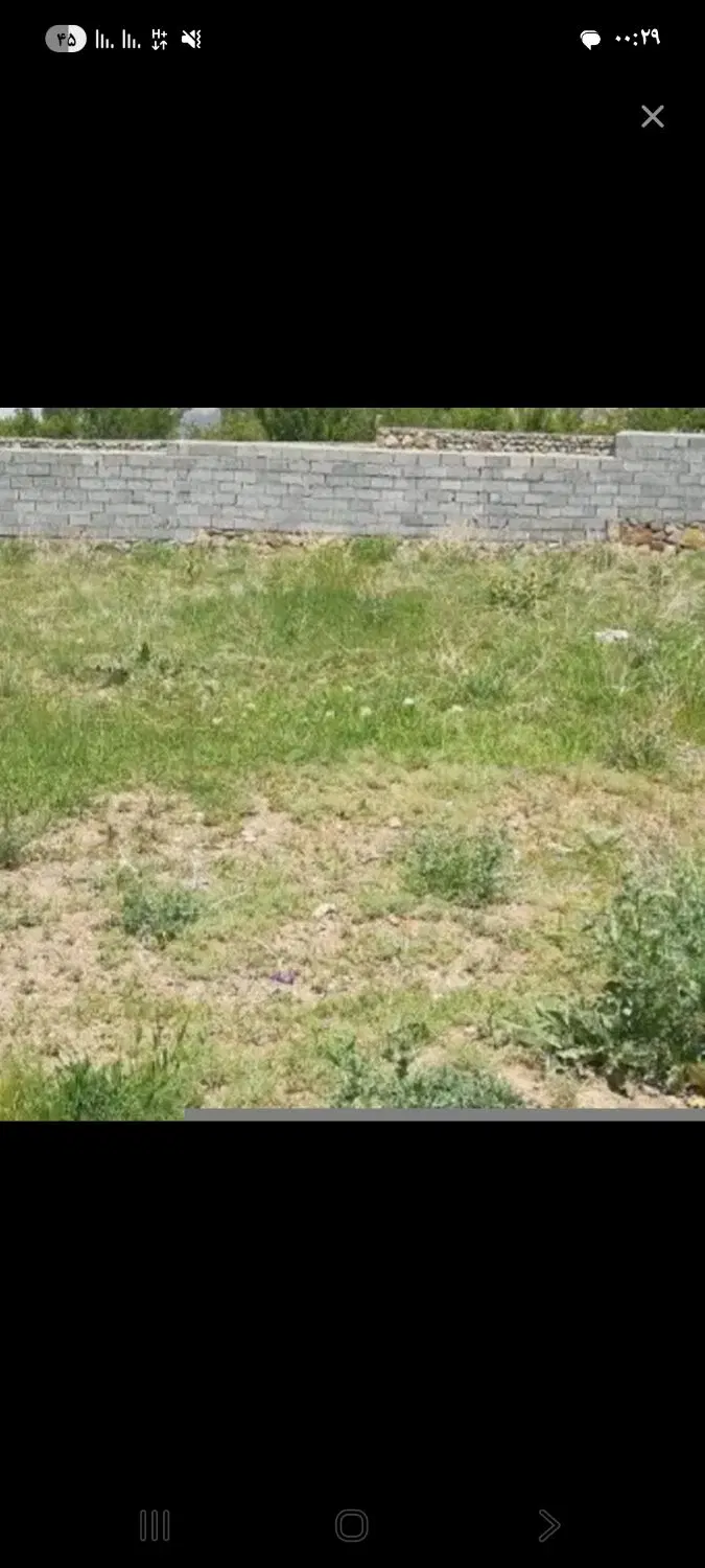 زمین محصور با مجوز ساخت