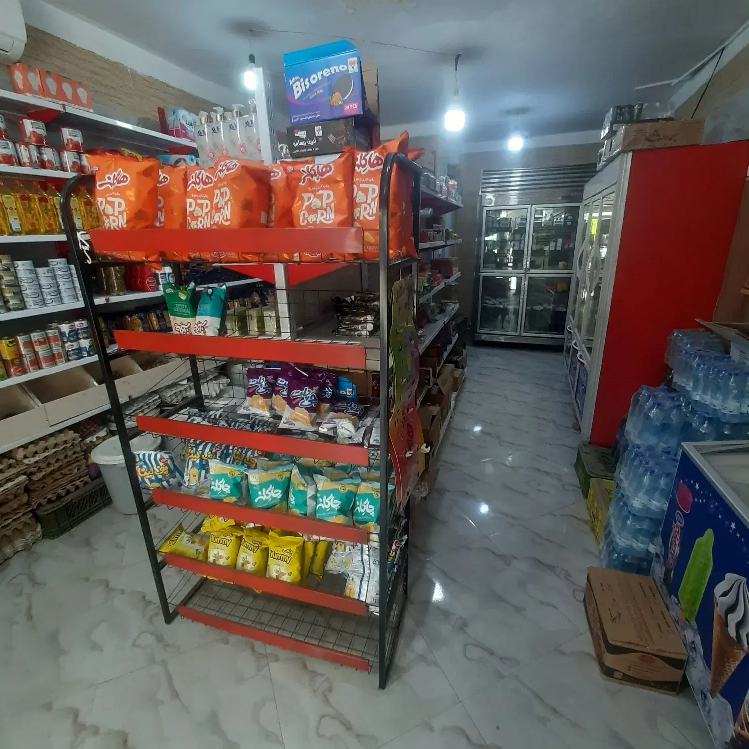 مغازه ۴۰ متری بهترین موقعیت