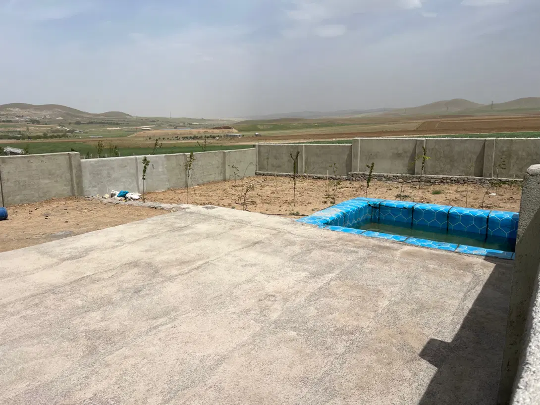 باغ چهار دیواری حاجی آباد