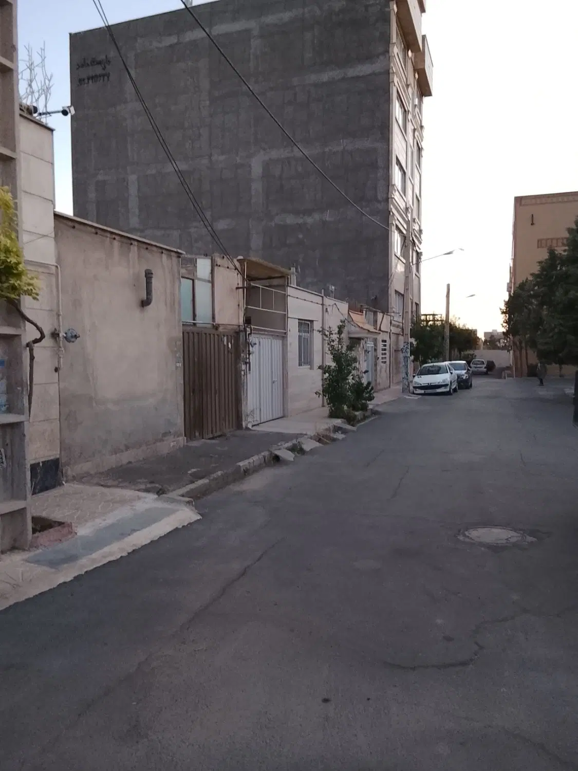 ملک ویلایی کلنگی