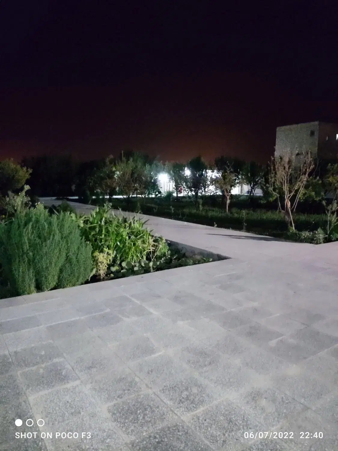 باغ و ویلا و سالن  زرین‌شهر