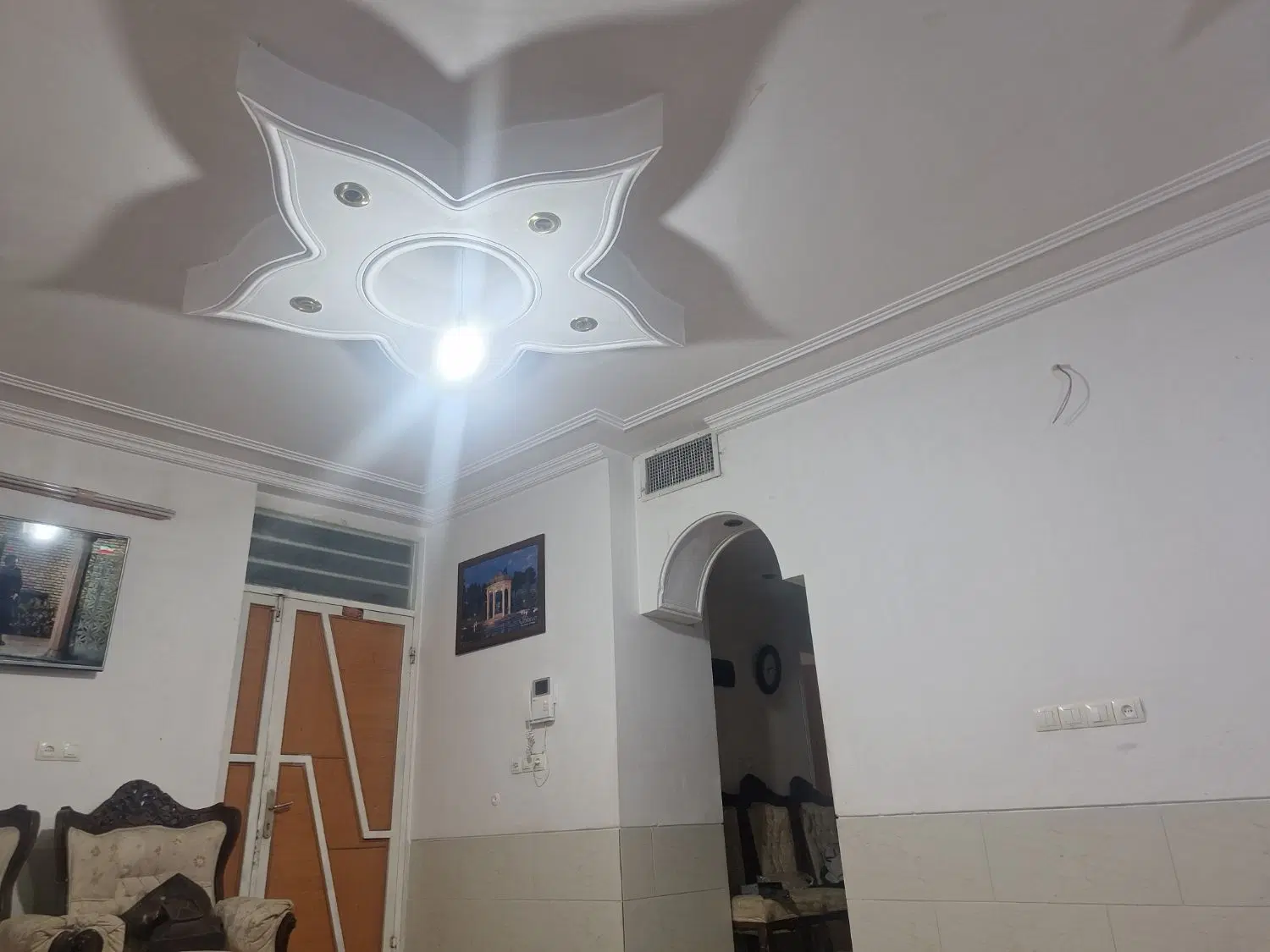 فروش یک باب منزل دو طبق
