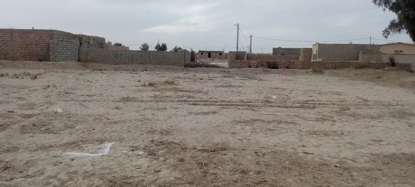 زمین مسکونی باموقعیت ازهرلحاظ عالی اول هیرمند