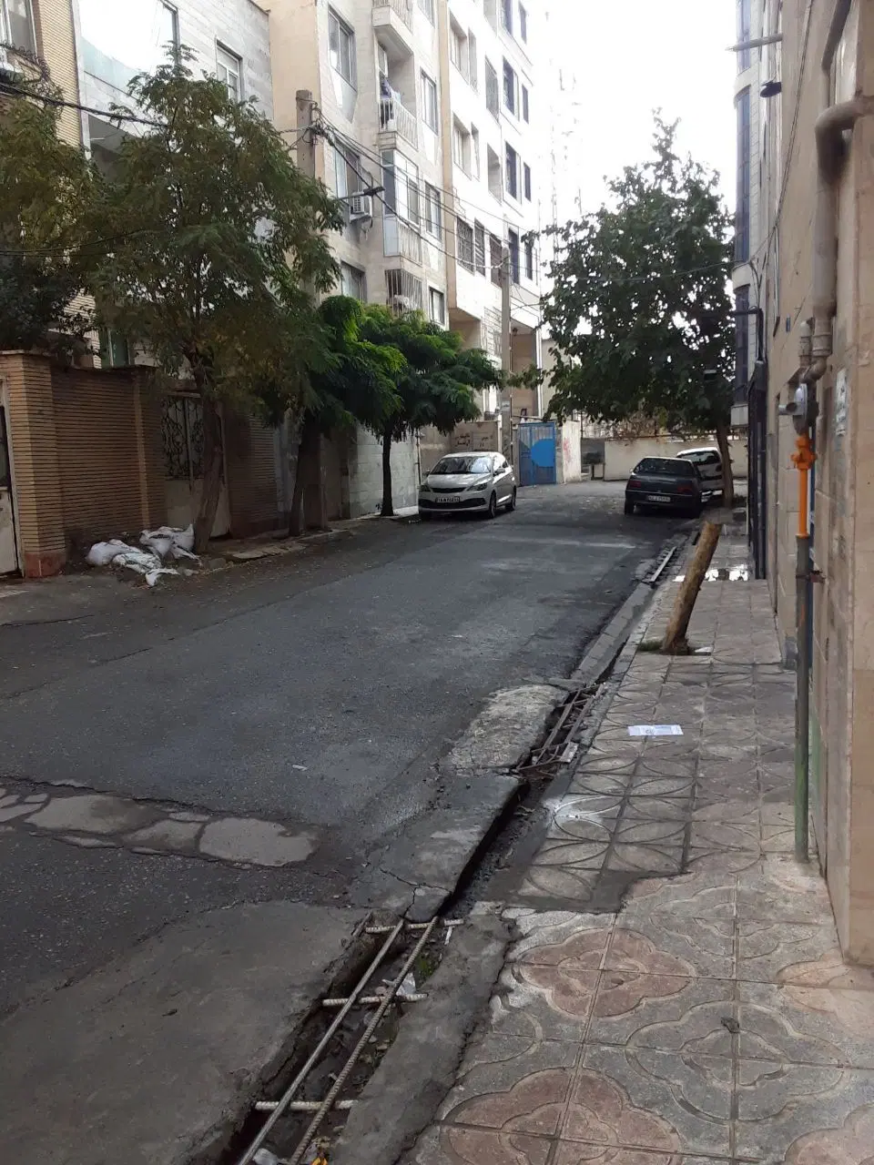 اتاق مجردی با پارکینگ مسقف یه جای امن و عالی