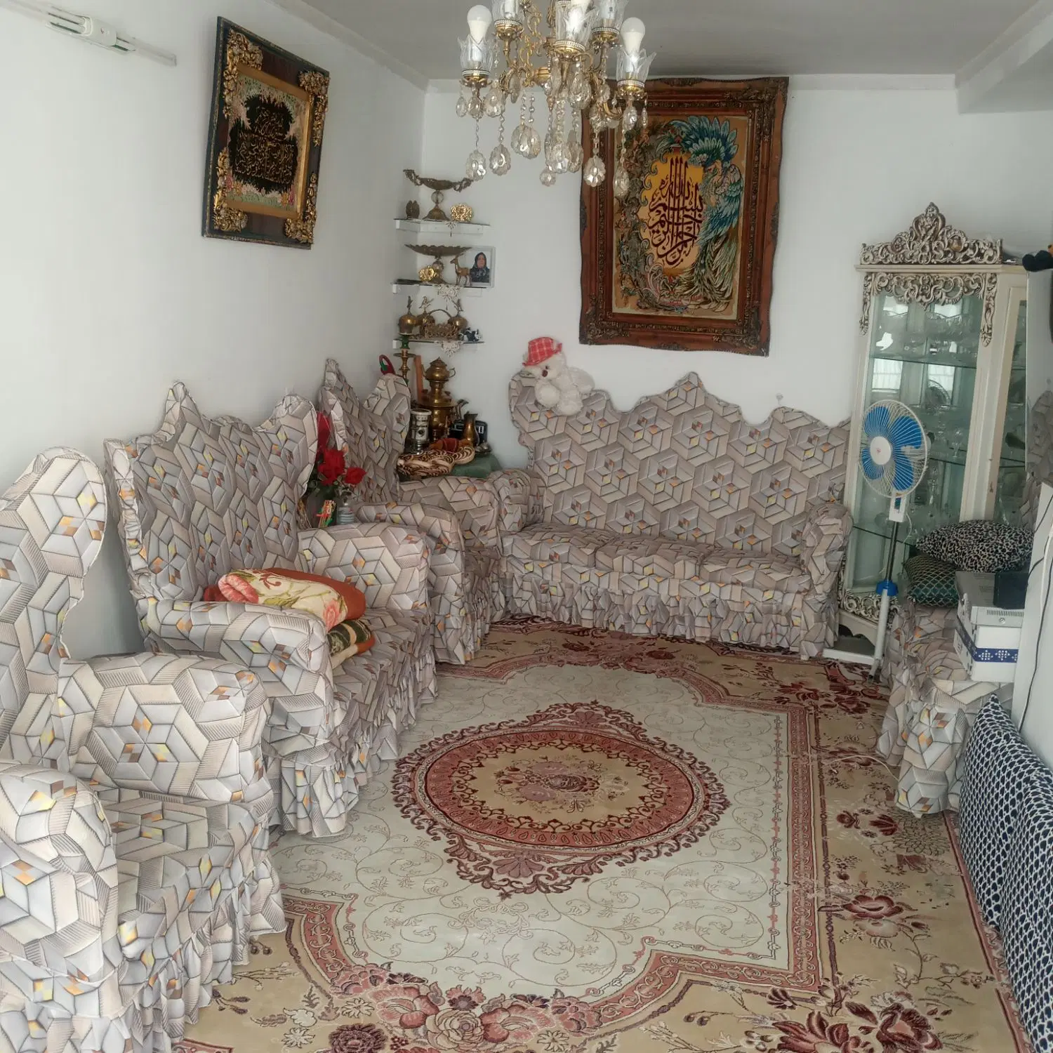 فروش حیاط به متراژ ۱۰۰ متر