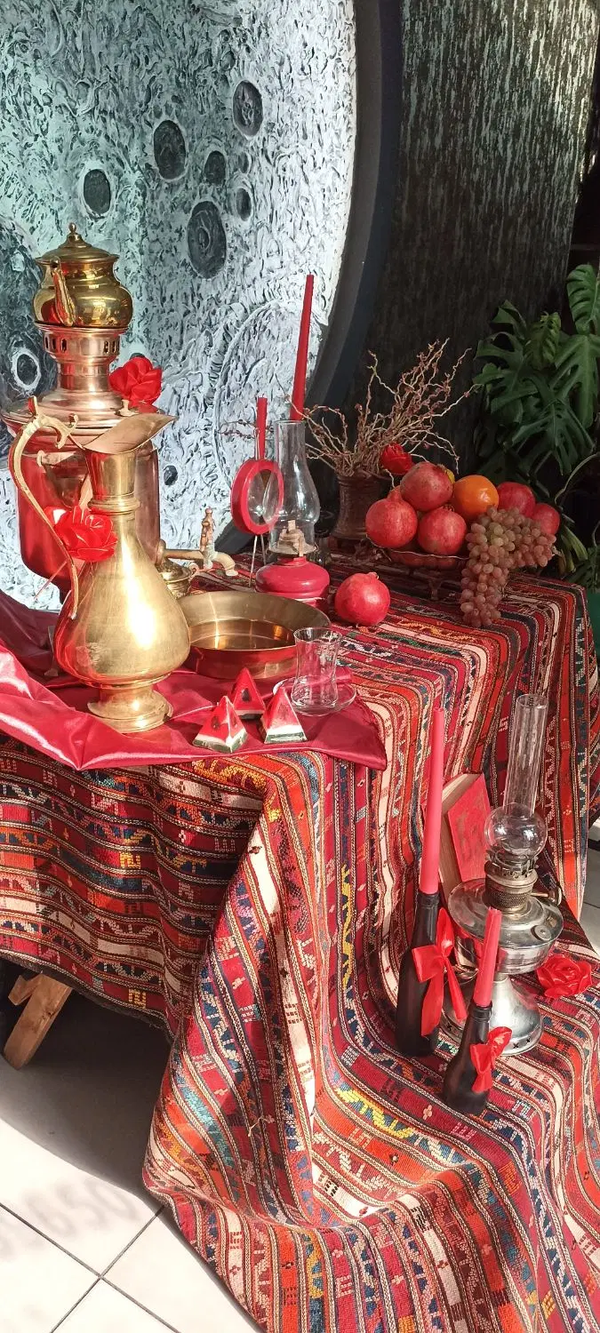 اجاره حیاط دربست ۲۰۰ متر بر خیابان رسالت