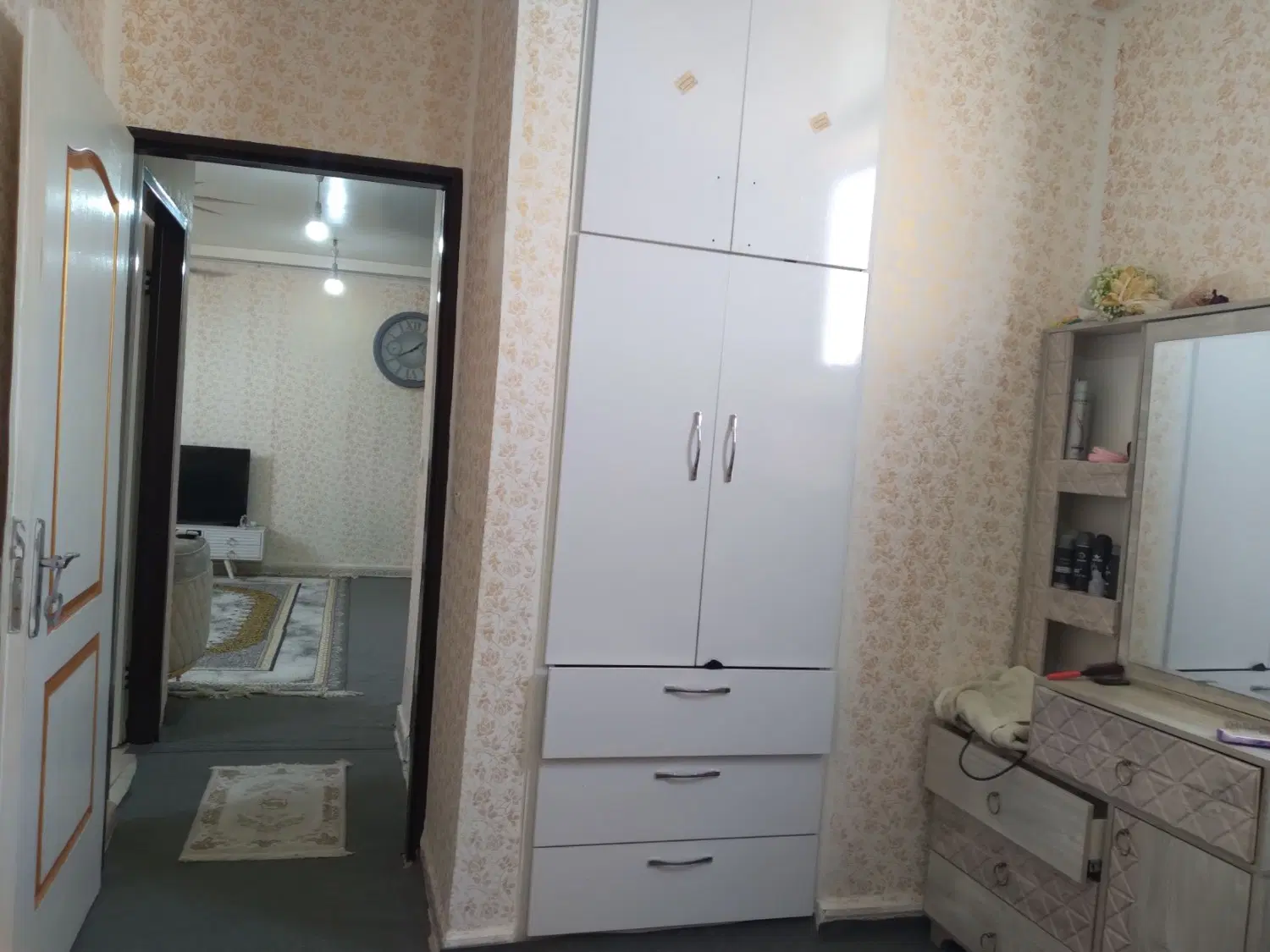 فروش یک واحد آپارتمان منازل سد طبقه ۴
