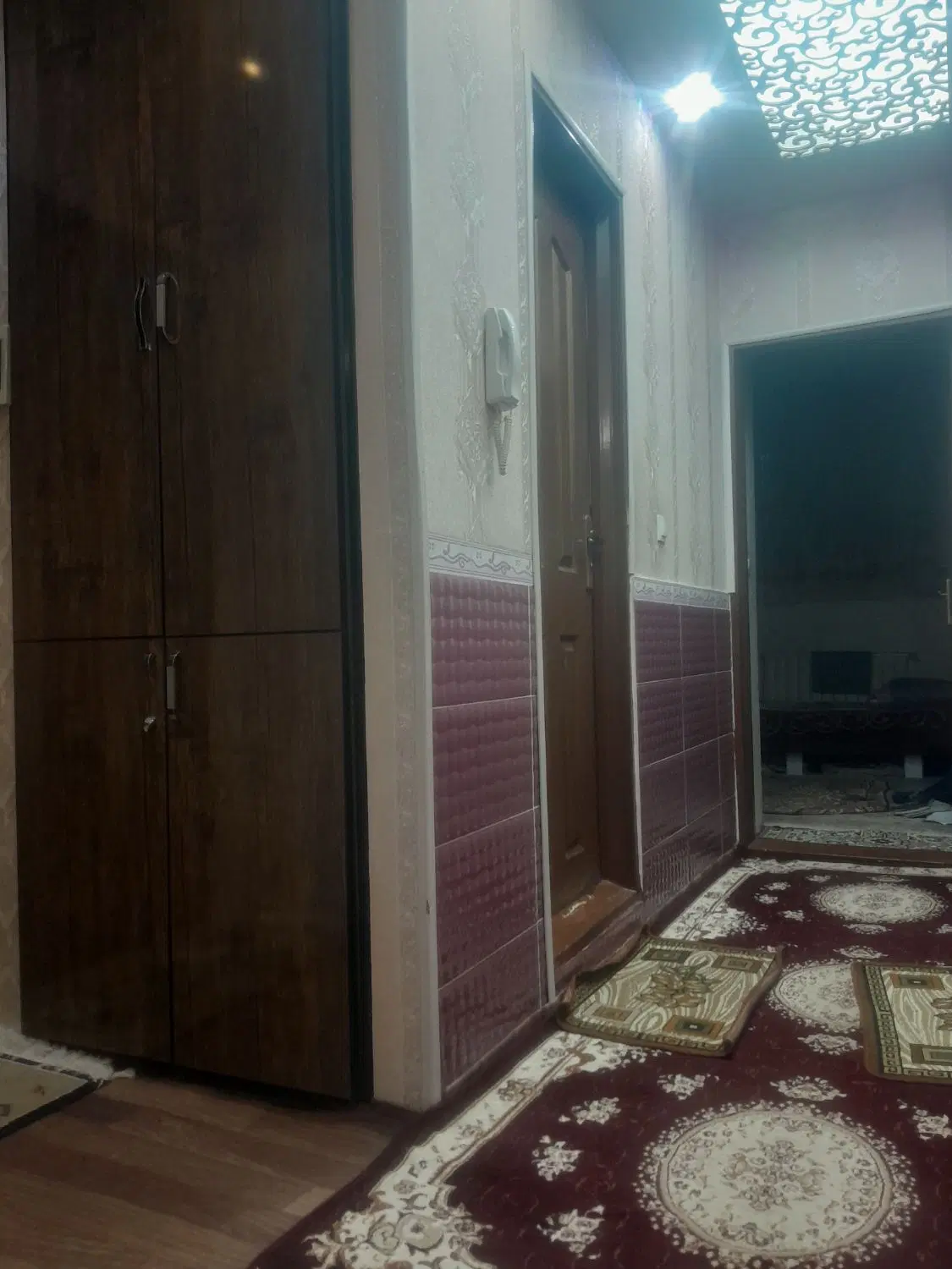 فروش معاوضه واحد طبقه دوم از چهار طبقه شهرک اندیشه