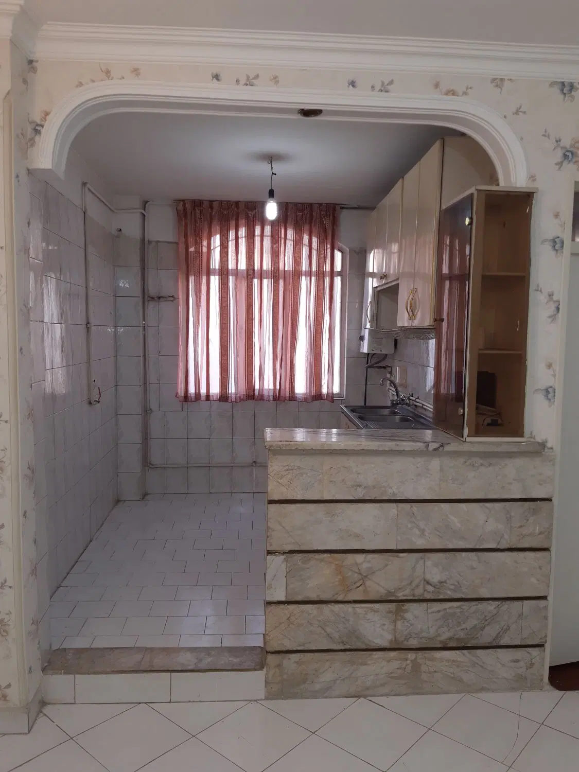 ۴۵ متر _ شیک و تمیز _ نزدیک مترو کمیل