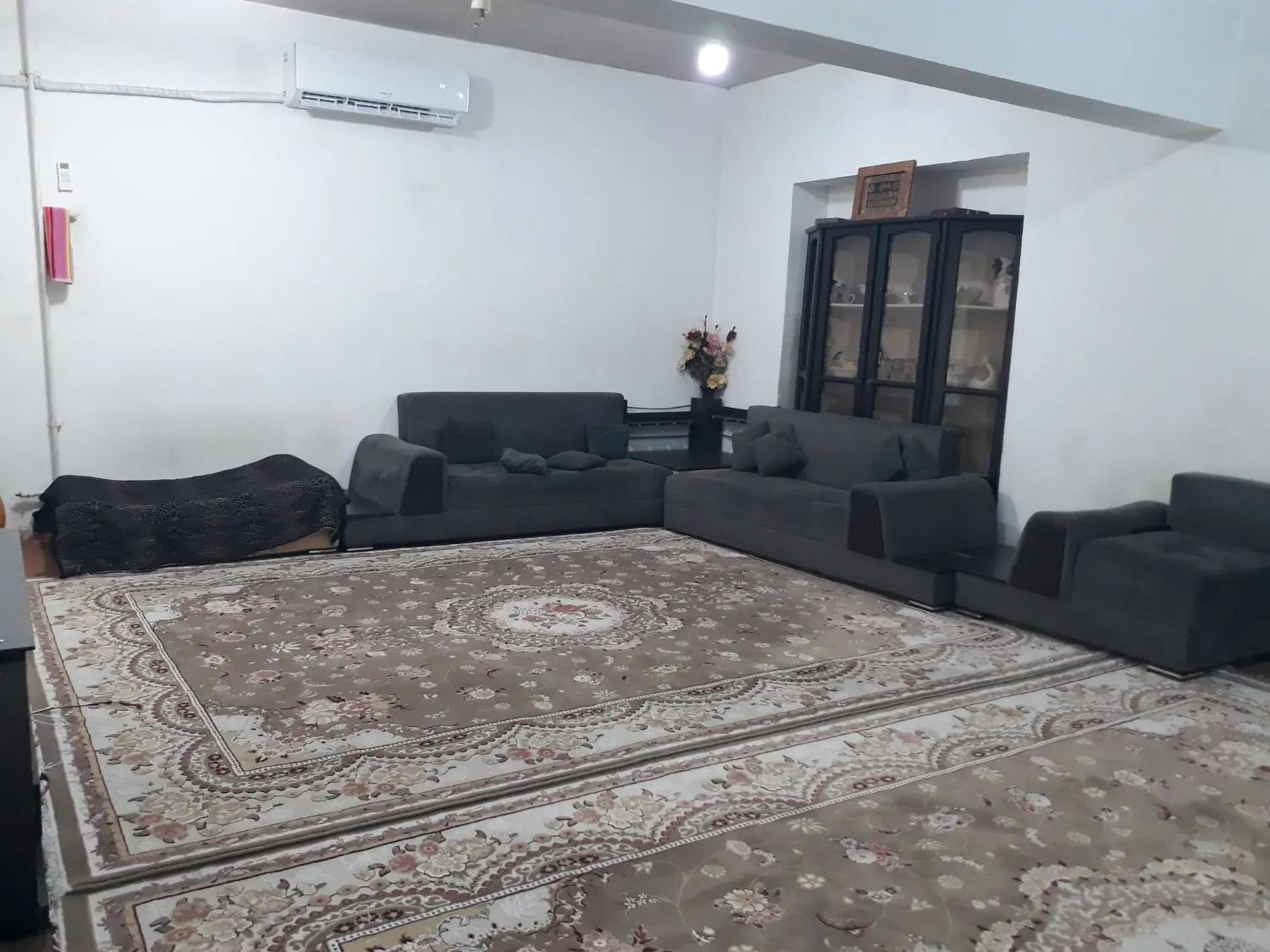 خانه ویلایی دوبر ۲۰میلیارد