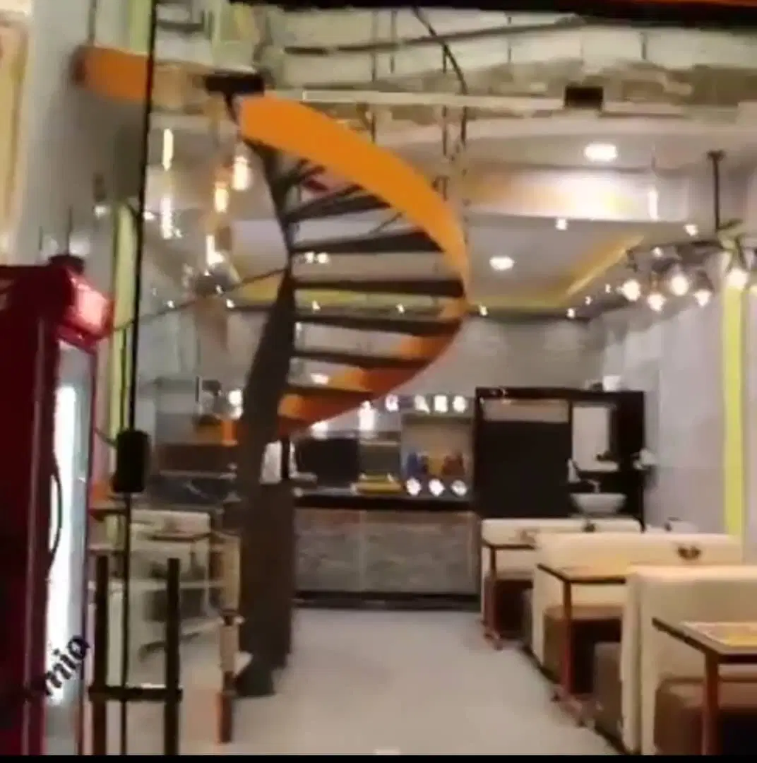 مغازه لوکس با بهترین نما و دکوراسیون