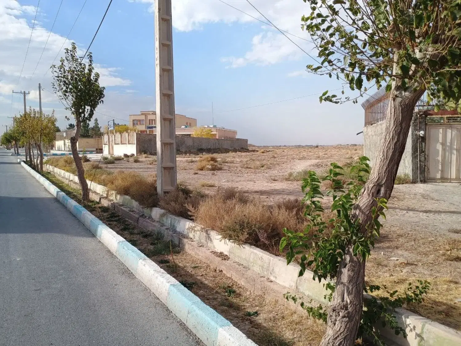 ۲۳۰ متر، تجاری مسکونی