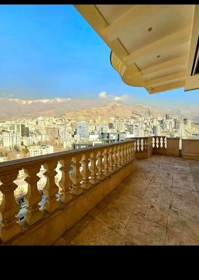 اقدسیه فرمانیه ۴۰۰متر ۴خواب یک سوئیت مجزا ۵پارکنگ