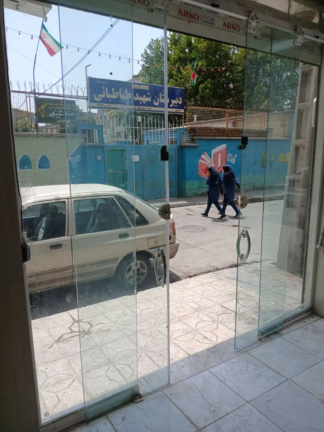 فروش مغازه ۲۲ متر سر نبش