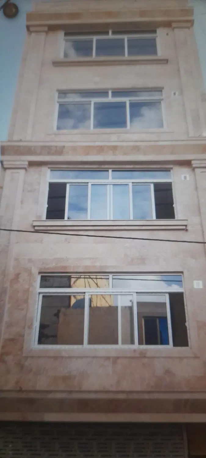 رهن کامل آپارتمان ۱۲۰ متری فول امکانات