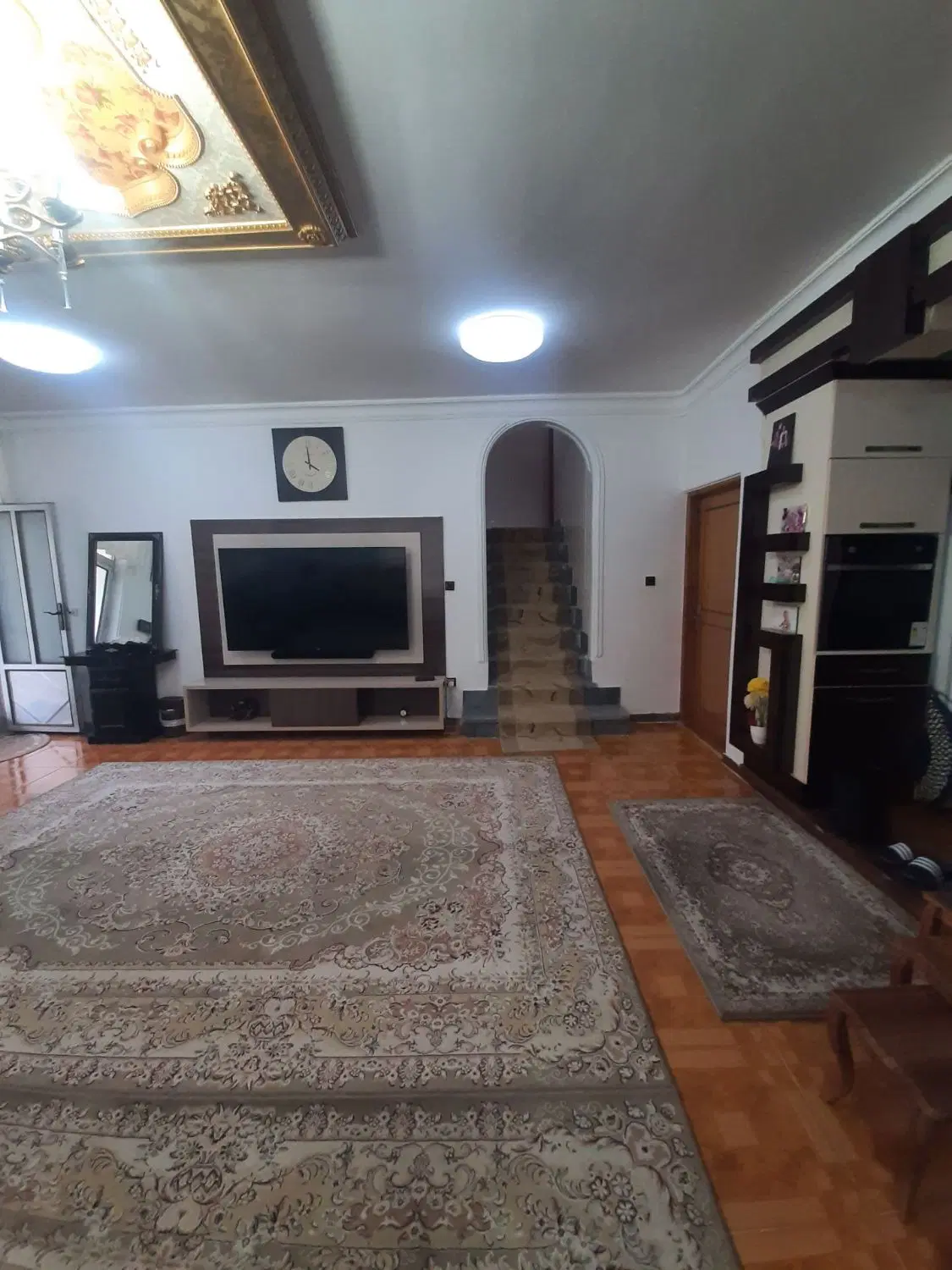 رهن خانه ویلایی مرکز شهر بندرکیاشهر