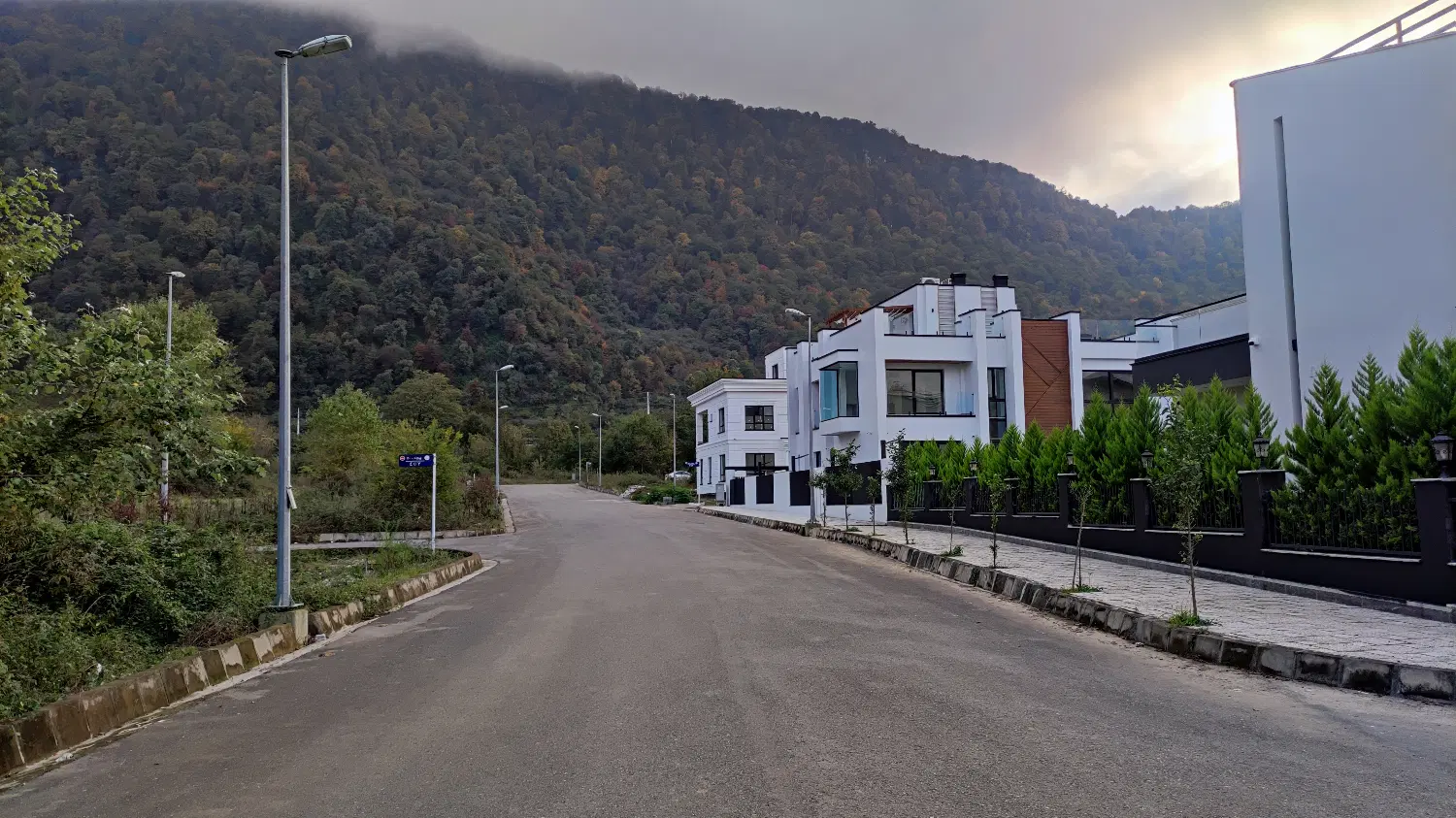 زمین با سند و جواز_شهرک نمک آبرود