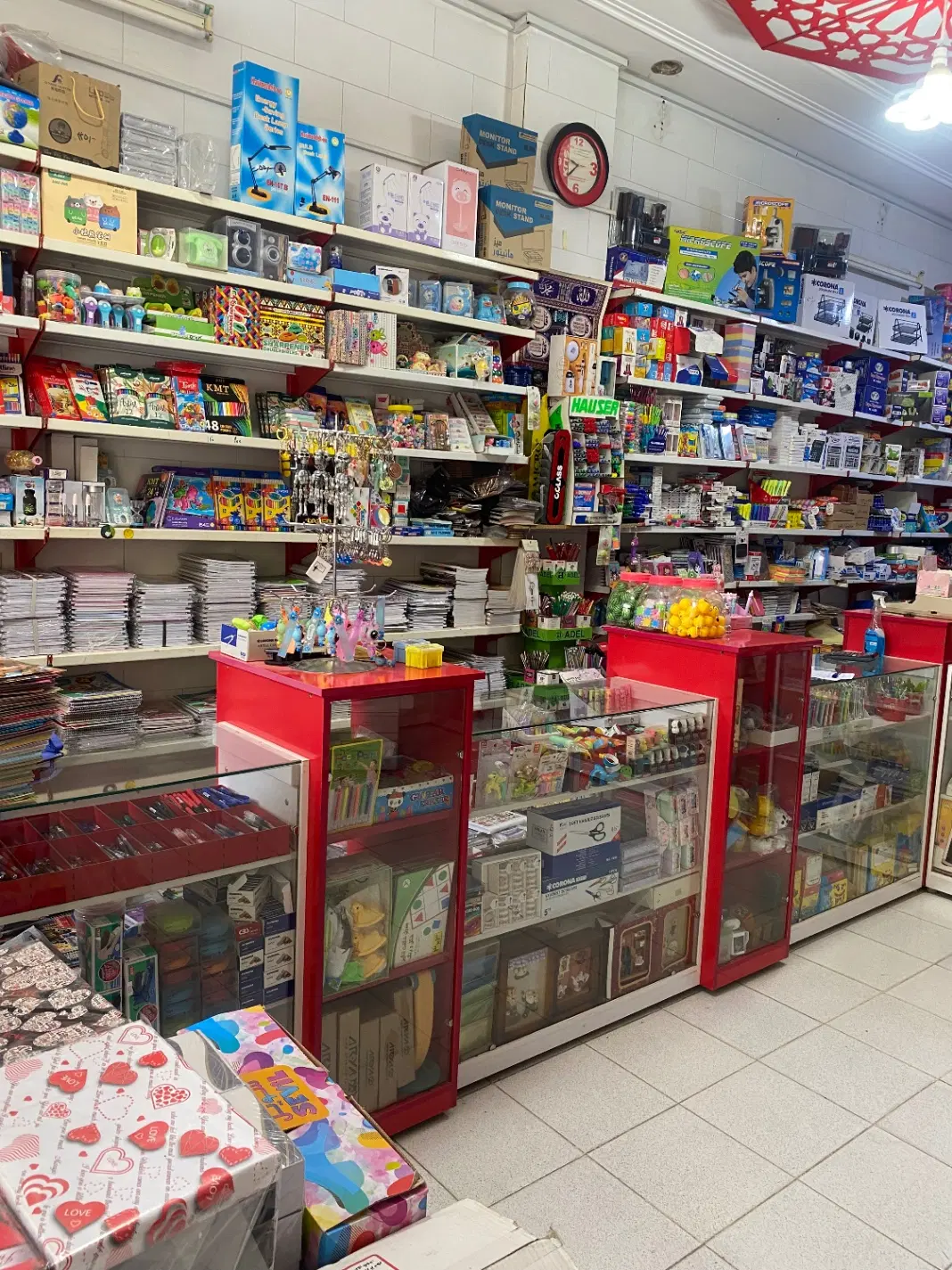 مغازه فروشی خیابان ولیعصر شرقی