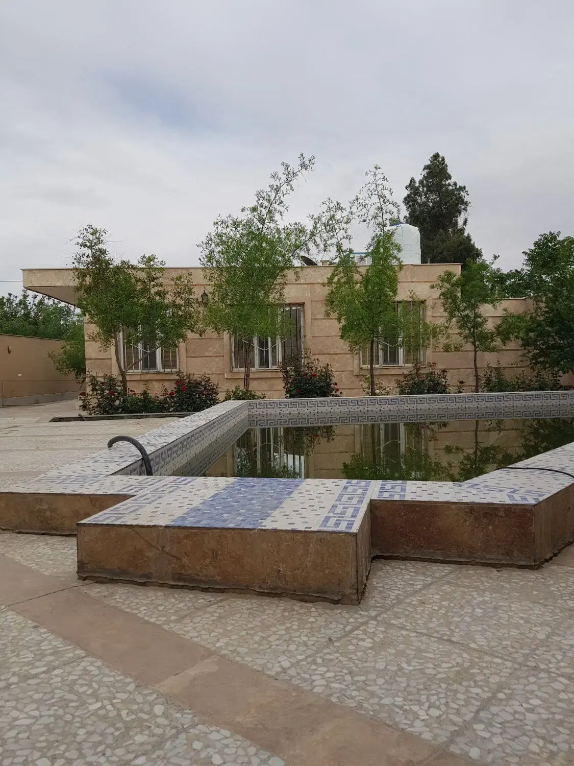 باغ ویلا داخل روستا