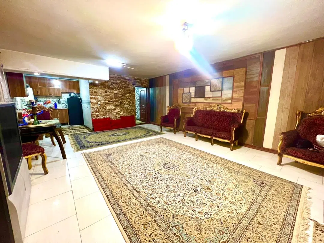 اجاره سالیانه ویلا میله درکردان جنوبی  تهران دشت