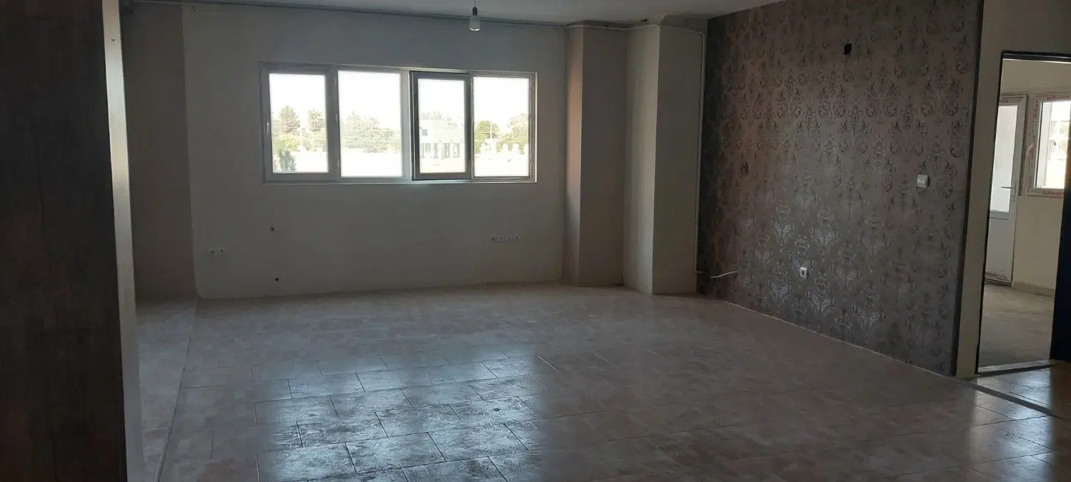 آپارتمان ۱۰۰ متری
