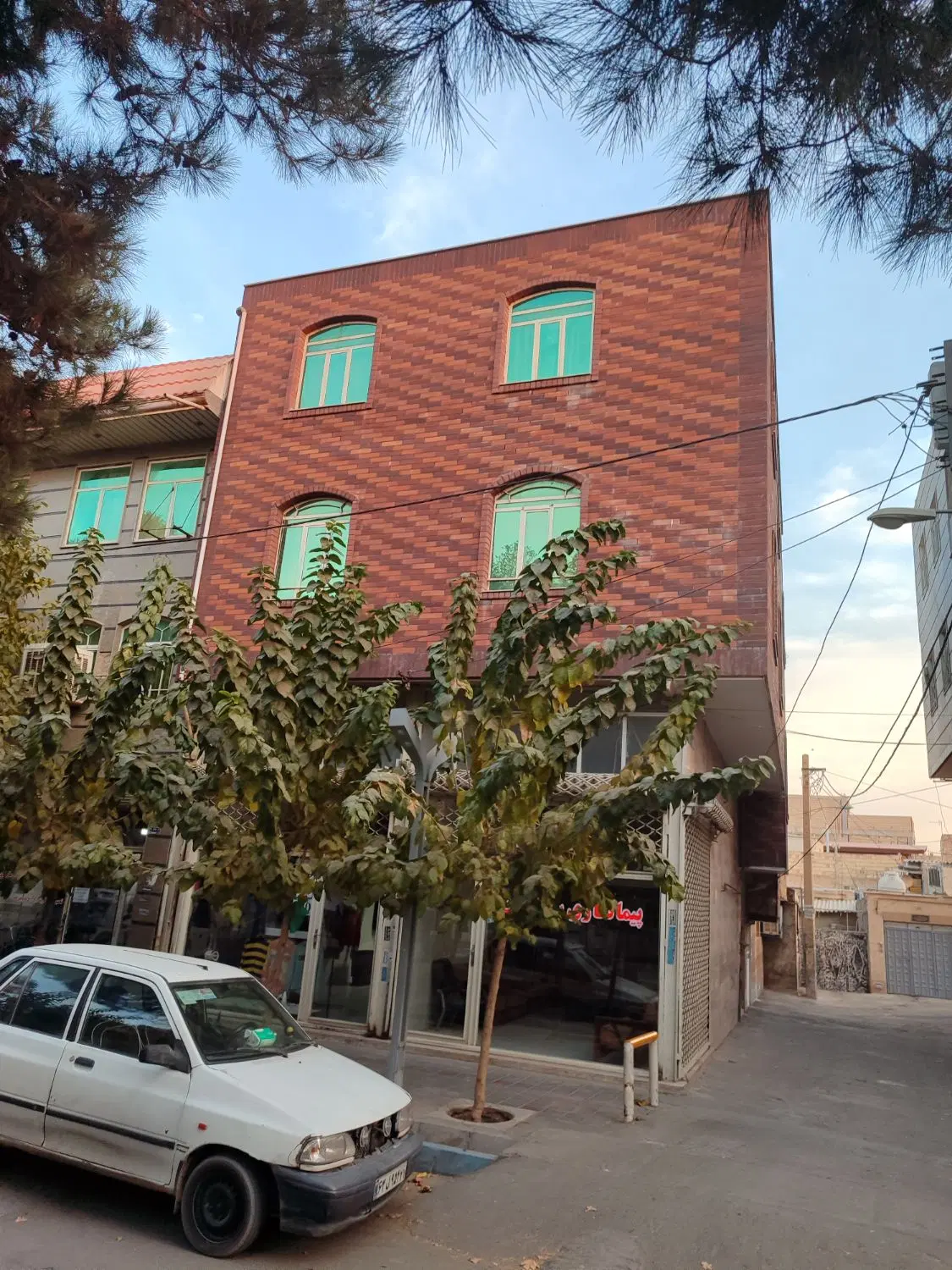 فروش مسکونی در دوطبقه
