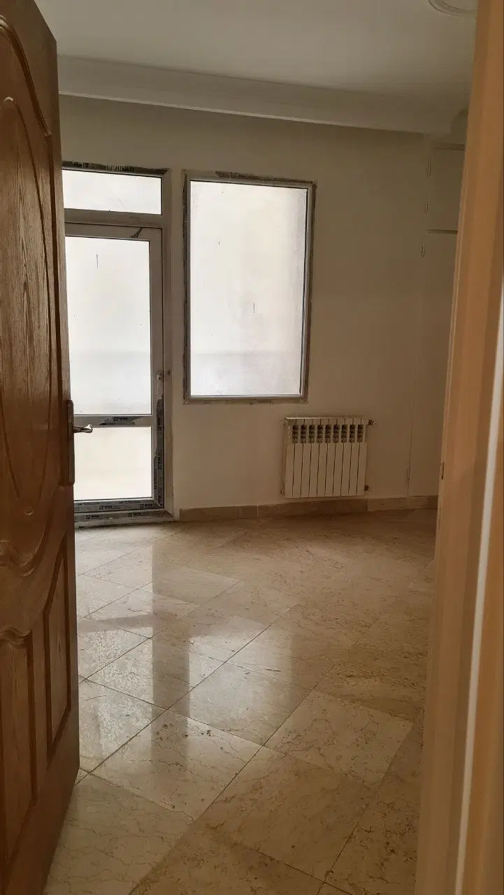 آپارتمان ۱۲۷ متری تک واحدی