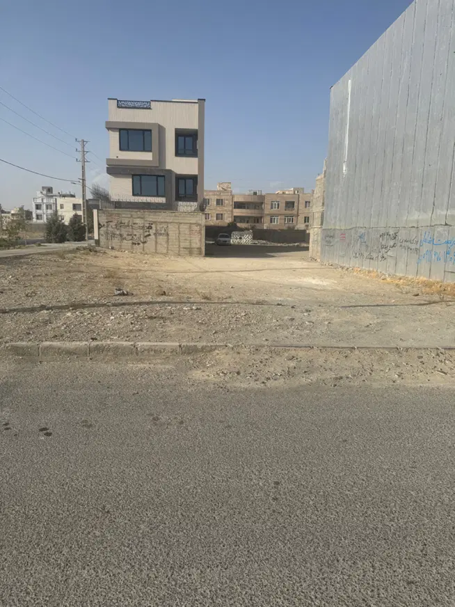 عالی پور_۲۰۱متر _کاسبی_لوکیشن خوب
