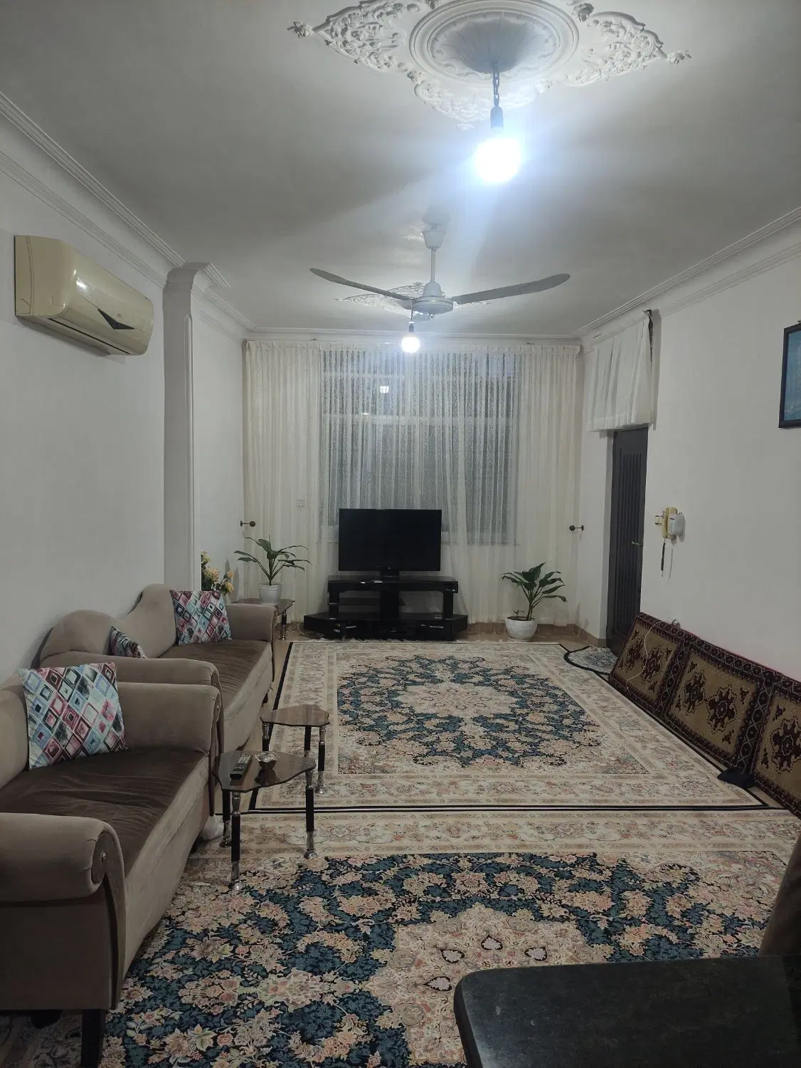 ویلایی زیبا2خواب باپارکینگ دوماشین درجاده چمخاله