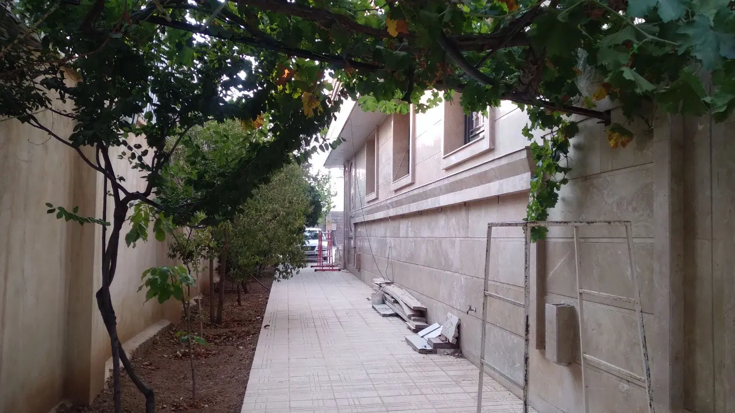 منزل مسکونی با موقعیت تجاری