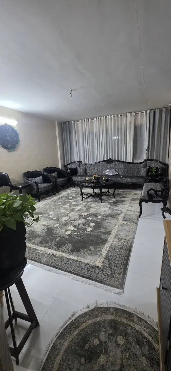 ۸۰ متری .شیک و تمیز .دوخواب. بلوار حجاب