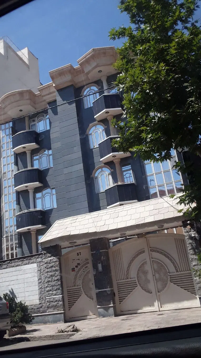۸۰ متری خوش‌نقشه، نزدیک مترو هفت‌تیر