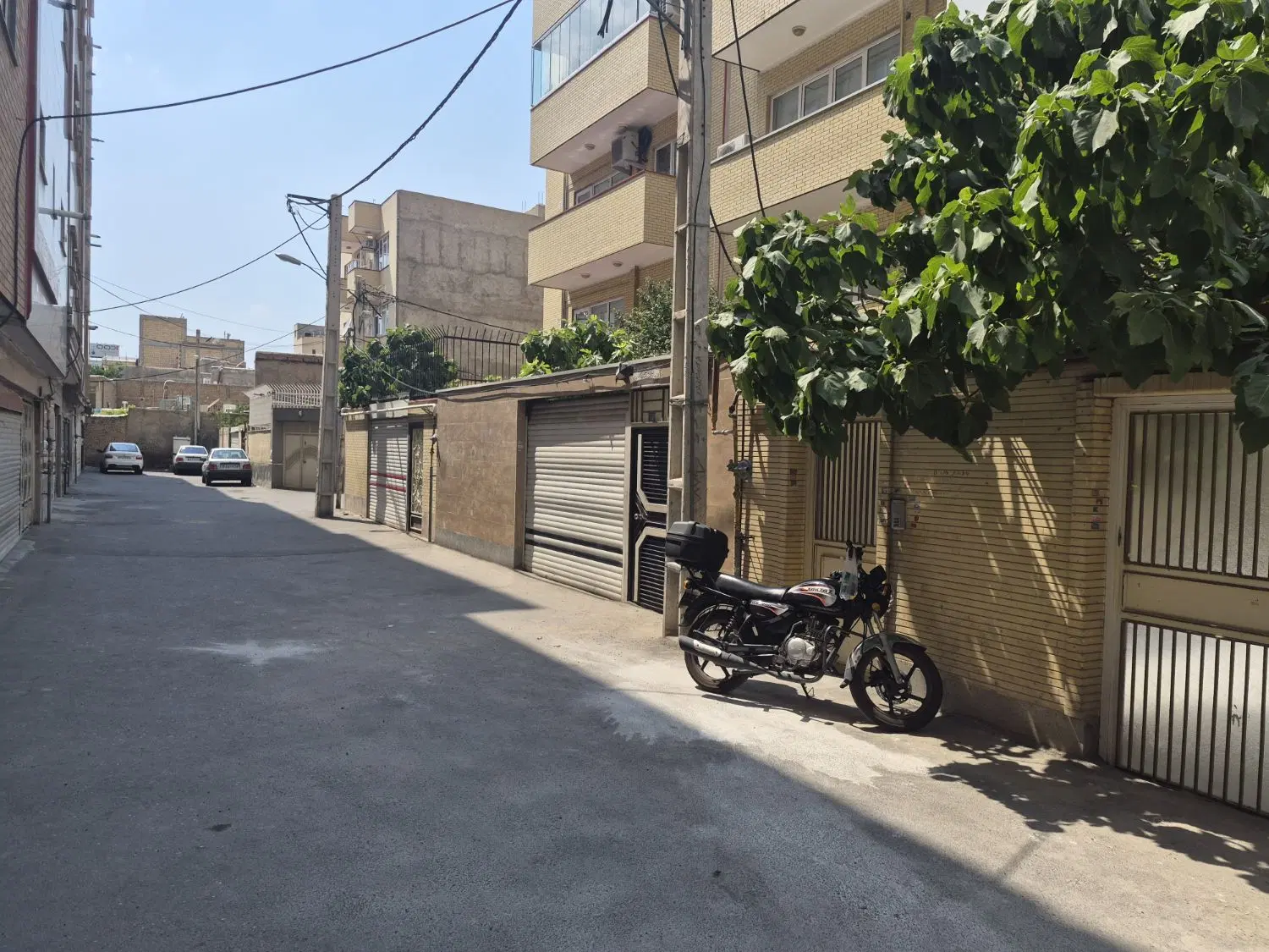 آپارتمان تک واحد ۹۰متری طبقه سوم قره آغاج خ میلانی