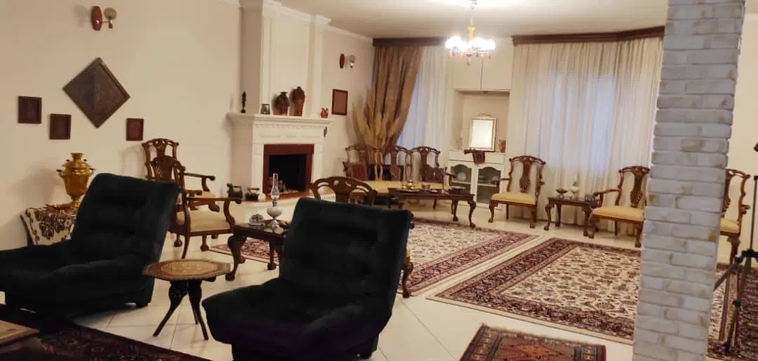 آپارتمان ۲۲۰ متری، کفایی خوش‌نقشه و نورگیر
