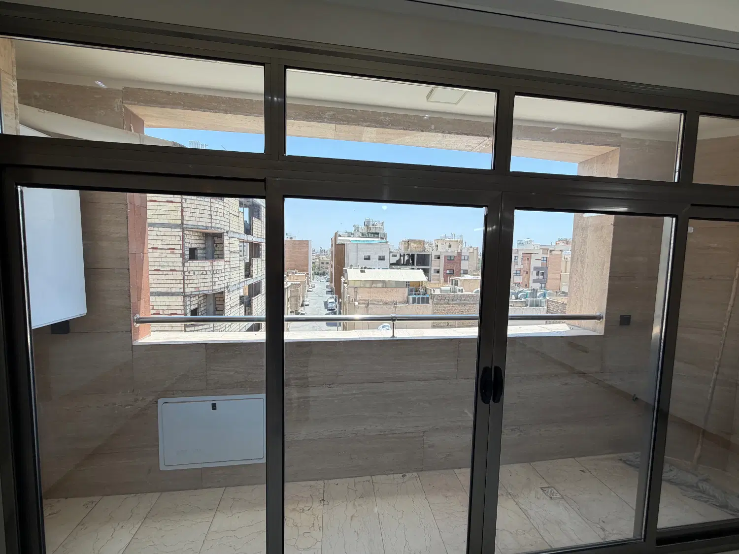 فروش آپارتمان تک واحدی طبقه ۴