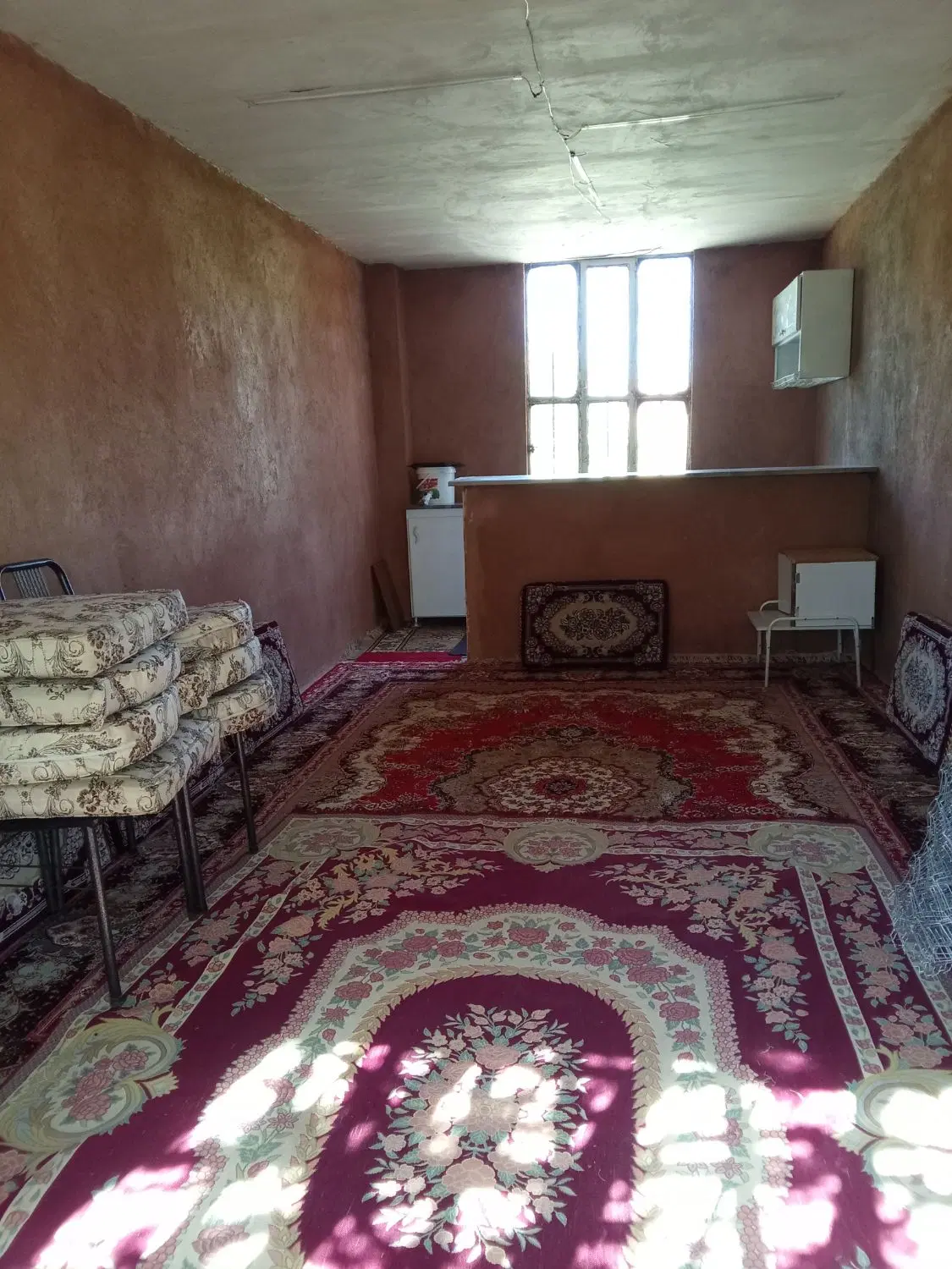 باغ دیوار سد