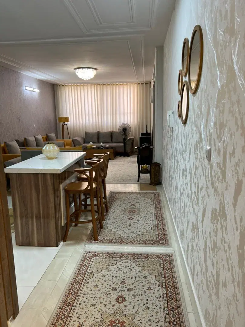 آپارتمان 2خواب 120متری فلکه پارسه