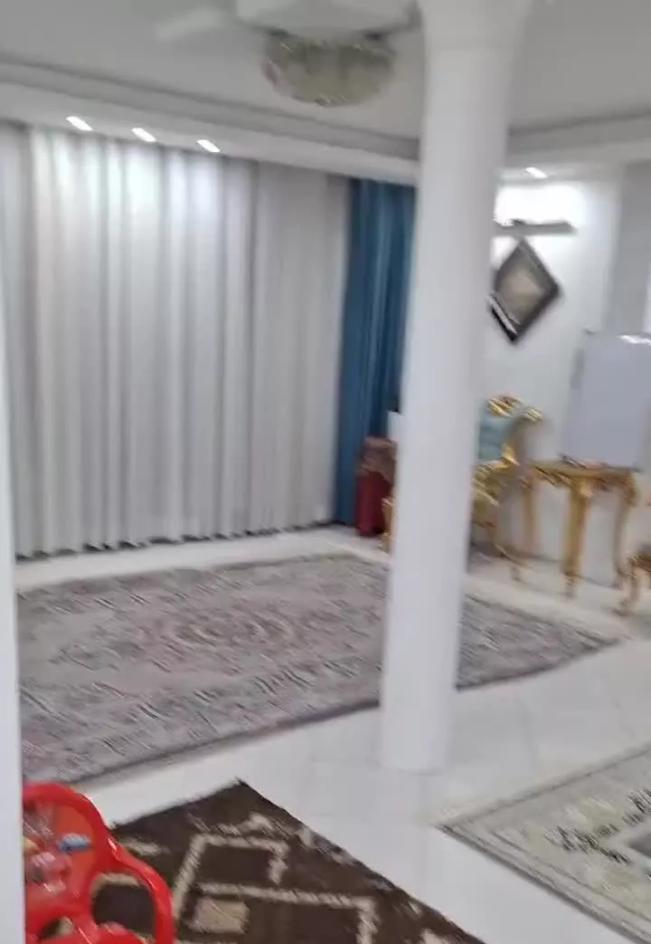 آپارتمان 117متر همکف در بهاران چهارواحدی