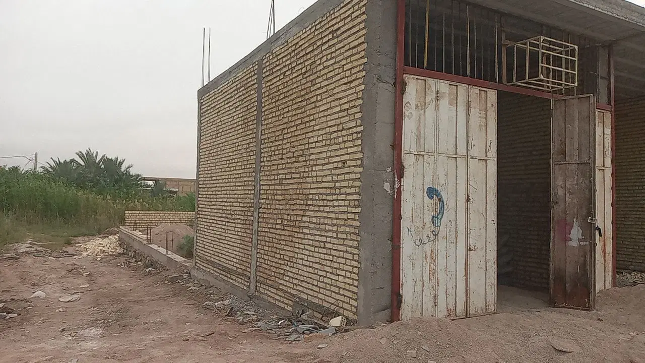 محرزی نهر پنجم سراصلی مغازه